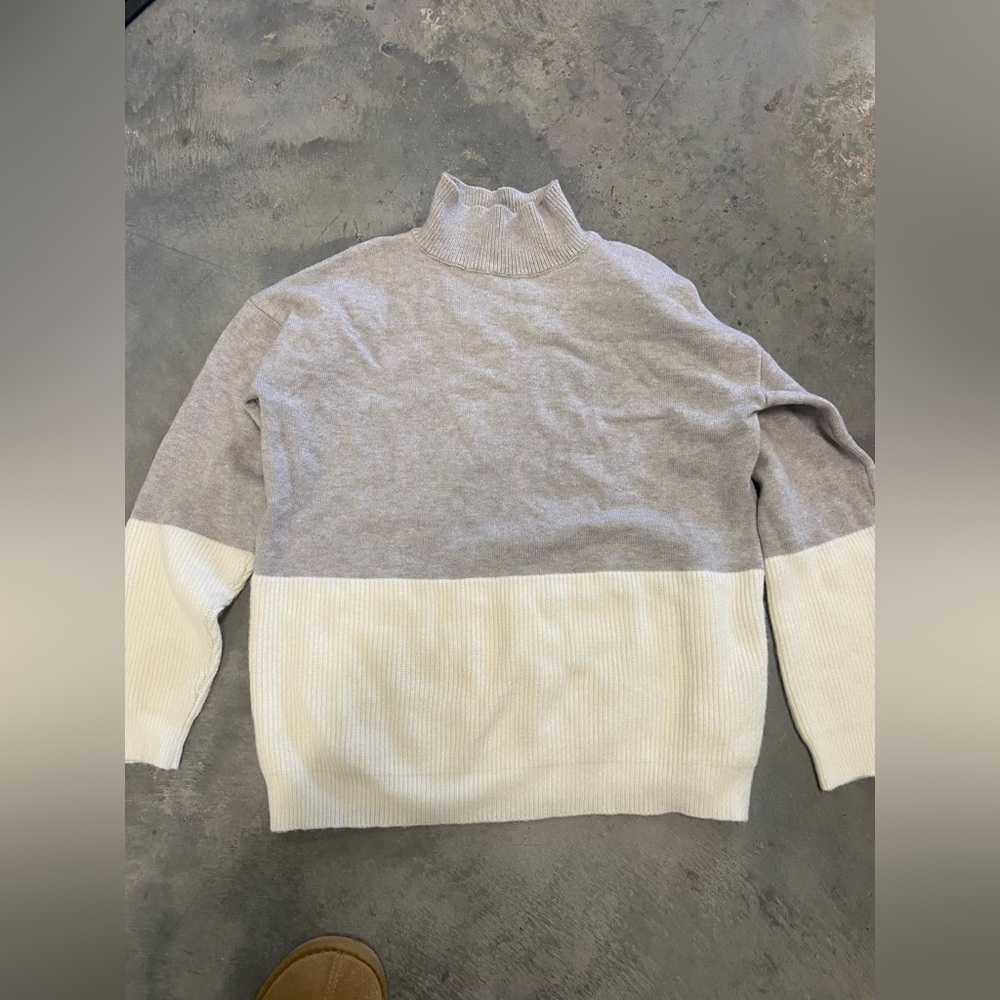 Poof Apparel Slight Crop Turtleneck Sweater - Large